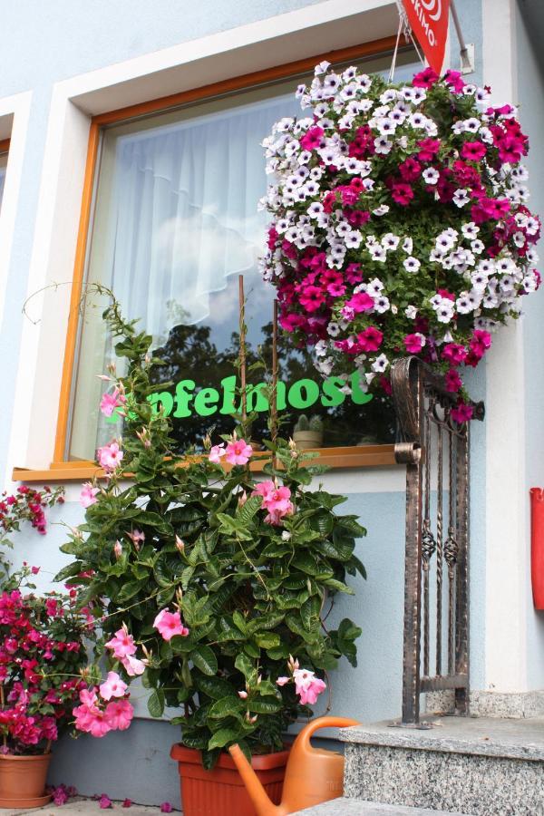 Gasthof Koller Mariasdorf Dış mekan fotoğraf